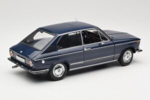 BMW 1600 Touring Blå Minichamps 1:18 80430145823 Metal — billede 3 af 8