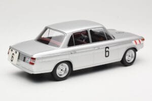 BMW 1800 TiSA #6 J. Munaron / K. Eppelein 24 Hours of Spa 1965 Minichamps 1:18 155652906 Metal — billede 2 af 6