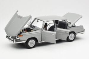 BMW 1800 TiSA Bernina Grå AUTOart 1:18 70621 Metal — billede 2 af 8