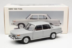 BMW 1800 TiSA Bernina Grå AUTOart 1:18 70621 Metal — billede 8 af 8