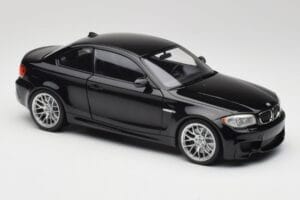 BMW 1M Coupe E82 Black Metallic Minichamps 1:18 110020021 Metal — billede 6 af 8