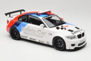 BMW 1M Coupe E82 Safety Car MotoGP 2011 Minichamps 1:18 110020040 Metal — billede 6 af 8