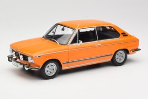 BMW 2000 Tii Touring Orange Minichamps 1:18 80430145824 Metal