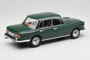 BMW 2000 121 Grøn MCG 1:18 MCG18542 Metal — billede 2 af 6