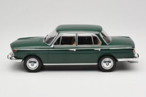 BMW 2000 121 Grøn MCG 1:18 MCG18542 Metal — billede 3 af 6