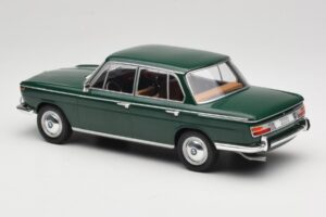 BMW 2000 121 Grøn MCG 1:18 MCG18542 Metal — billede 5 af 6