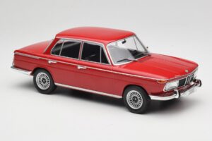 BMW 2000 121 Rød MCG 1:18 MCG18543 Metal — billede 4 af 6