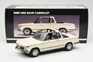 BMW 2002 Baur Cabriolet E10 Chamonix Hvid AUTOart 1:18 70532 Metal — billede 8 af 8