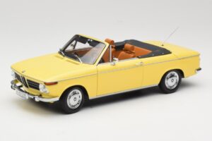 BMW 2002 Cabriolet Lysegrøn Minichamps 1:18 80430145820 Metal