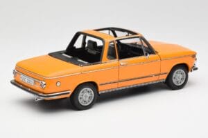 BMW 2002 E10 Cabriolet Colorado Orange AUTOart 1:18 80430300713 Metal — billede 3 af 8