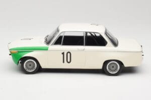 BMW 2002 Tii E10 #10 H. Hahne / D. Quester Winners Nurburgring 1968 Minichamps 1:18 155682710 Metal — billede 3 af 6