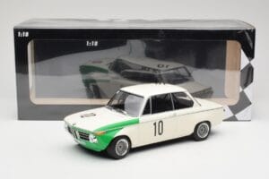 BMW 2002 Tii E10 #10 H. Hahne / D. Quester Winners Nurburgring 1968 Minichamps 1:18 155682710 Metal — billede 6 af 6