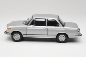 BMW 2002 Tii Polaris Sølv AUTOart 1:18 80430146517 Metal — billede 4 af 8