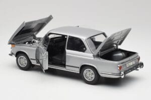 BMW 2002 Tii Polaris Sølv AUTOart 1:18 80430146517 Metal — billede 5 af 8