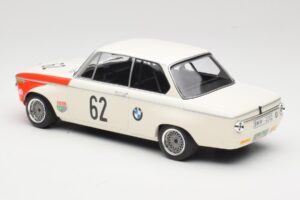 BMW 2002 tiK BMW AG #1 H. Hahne / D. Quester Class Winner Guards International 6 Hours Brands Hatch 1969 Minichamps 1:18 1556 — billede 5 af 6
