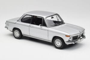 BMW 2002tii Sølv AUTOart 1:18 80430151479 Metal — billede 6 af 8
