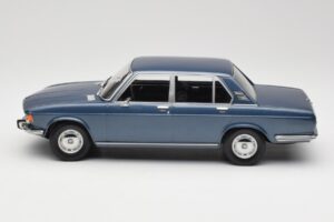BMW 2500 E3 Blue Metallic Minichamps 1:18 155029200 Metal — billede 3 af 6