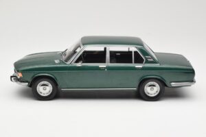 BMW 2500 E3 Green Metallic Minichamps 1:18 155029201 Metal — billede 3 af 6