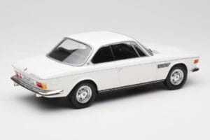 BMW 2800 CS E9 Hvid Minichamps 1:18 155028030 Metal — billede 2 af 6