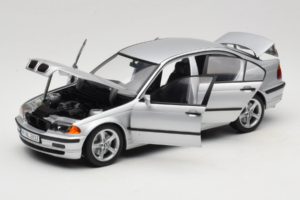 BMW 3 Series E46 Sølv UT Models 1:18 80439421535 Metal — billede 2 af 8