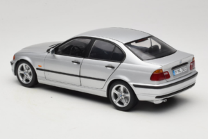 BMW 3 Series E46 Sølv UT Models 1:18 80439421535 Metal — billede 7 af 8