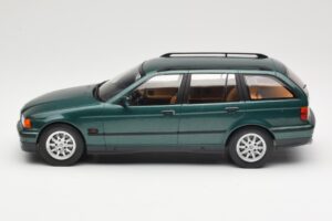 BMW 3 Series E36 Touring Green Metallic MCG 1:18 MCG18366 Metal — billede 3 af 6