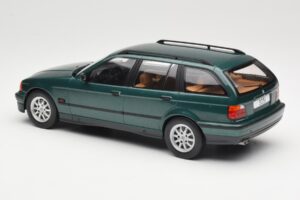 BMW 3 Series E36 Touring Green Metallic MCG 1:18 MCG18366 Metal — billede 5 af 6