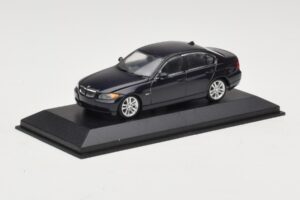 BMW 3 Series E90 Dark Blue Metallic Minichamps 1:43 80420392151-R Metal — billede 3 af 5