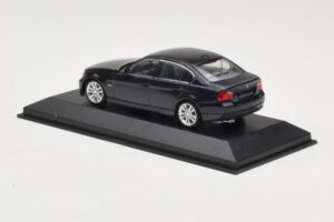 BMW 3 Series E90 Dark Blue Metallic Minichamps 1:43 80420392151-R Metal — billede 4 af 5