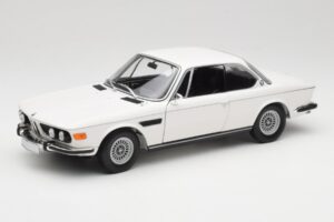 BMW 3.0 CSi E9 Hvid Minichamps 1:18 180029026 Metal
