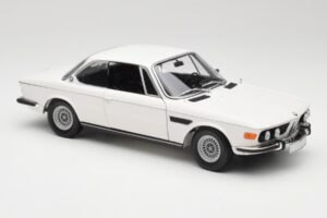 BMW 3.0 CSi E9 Hvid Minichamps 1:18 180029026 Metal — billede 6 af 8