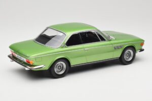BMW 3.0 CSi E9 Green Metallic Minichamps 1:18 155028034 Metal — billede 2 af 6