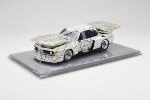 BMW 3.0 CSL Art Car Frank Stella Minichamps 1:18 80430150928 Metal — billede 2 af 6