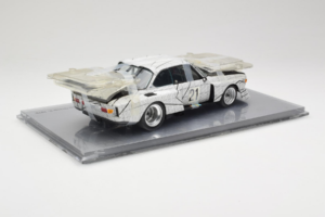 BMW 3.0 CSL Art Car Frank Stella Minichamps 1:18 80430150928 Metal — billede 3 af 6