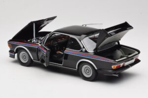 BMW 3.0 CSL E9 Sort Minichamps 1:18 180029025 Metal — billede 5 af 8