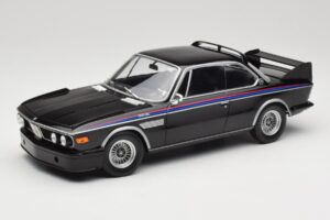 BMW 3.0 CSL E9 Sort Minichamps 1:18 155028134 Metal