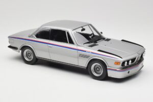 BMW 3.0 CSL E9 Polaris Silver Minichamps 1:18 155028135 Metal — billede 4 af 6