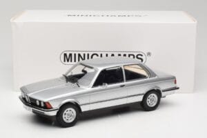 BMW 320 E21 Sølv Minichamps 1:18 107024200 Resin — billede 6 af 6