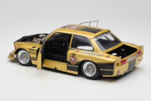 BMW 320i #4 Warsteiner J. Obermoser DRM 1977 Minichamps 1:18 180772105-R1 Metal — billede 5 af 8