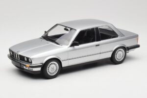 BMW 323i E21 Sølv Minichamps 1:18 155026001 Metal