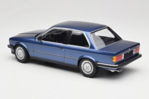 BMW 323i E30 Blue Metallic Minichamps 1:18 155026002 Metal — billede 5 af 6