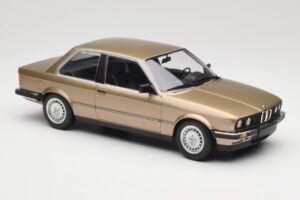 BMW 323i E30 Brown Metallic Minichamps 1:18 155026004 Metal — billede 4 af 6