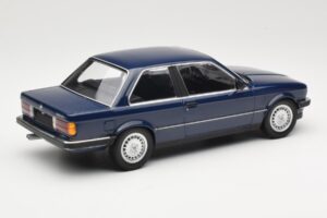 BMW 323i E30 Saturn Blue Minichamps 1:18 155026009 Metal — billede 2 af 6