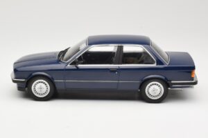 BMW 323i E30 Saturn Blue Minichamps 1:18 155026009 Metal — billede 3 af 6