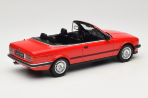 BMW 325i E30 Cabriolet Lys Rød Otto 1:18 OT1194 Resin — billede 2 af 6