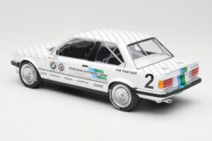 BMW 325i E30 #2 O. Manthey Vogelsang Automobile 3rd Place Eifel Race DTM 1986 Minichamps 1:18 155862602 Metal — billede 5 af 6