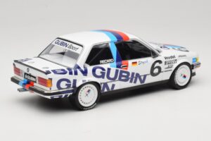 BMW 325i E30 #6 Gubin Sport V. Strycek DTM 1986 Minichamps 1:18 155862606 Metal — billede 2 af 6