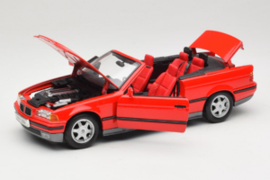 BMW 325i E36 Cabriolet Rød Maisto 1:18 50229 Metal — billede 2 af 8