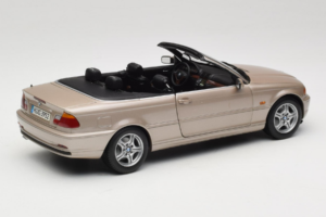 BMW 328i E46 Cabriolet Sand Beige Metallic Kyosho 1:18 80430009756 Metal — billede 4 af 9