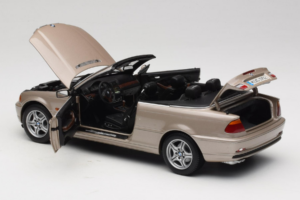 BMW 328i E46 Cabriolet Sand Beige Metallic Kyosho 1:18 80430009756 Metal — billede 6 af 9